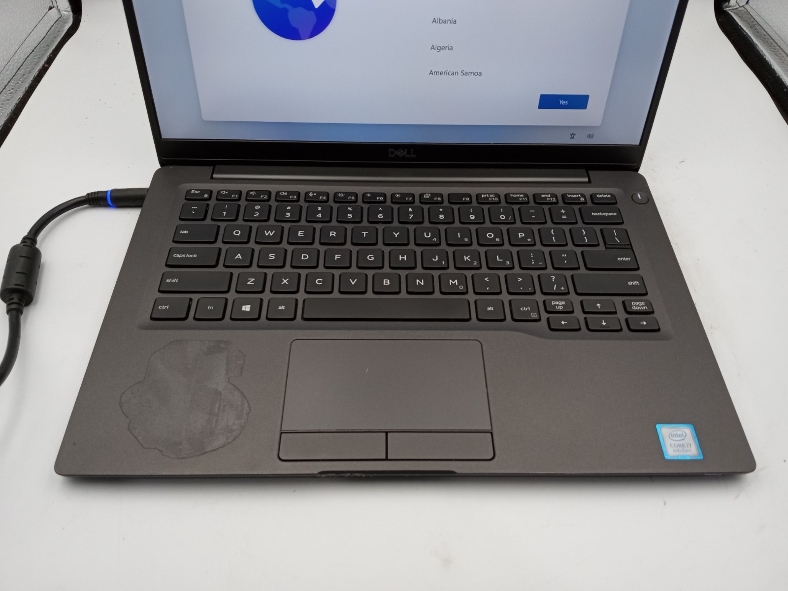 Dell Latitude 7400 14″ Laptop Intel i7-8665U 8GB RAM 128GB SSD Windows 11 -RR