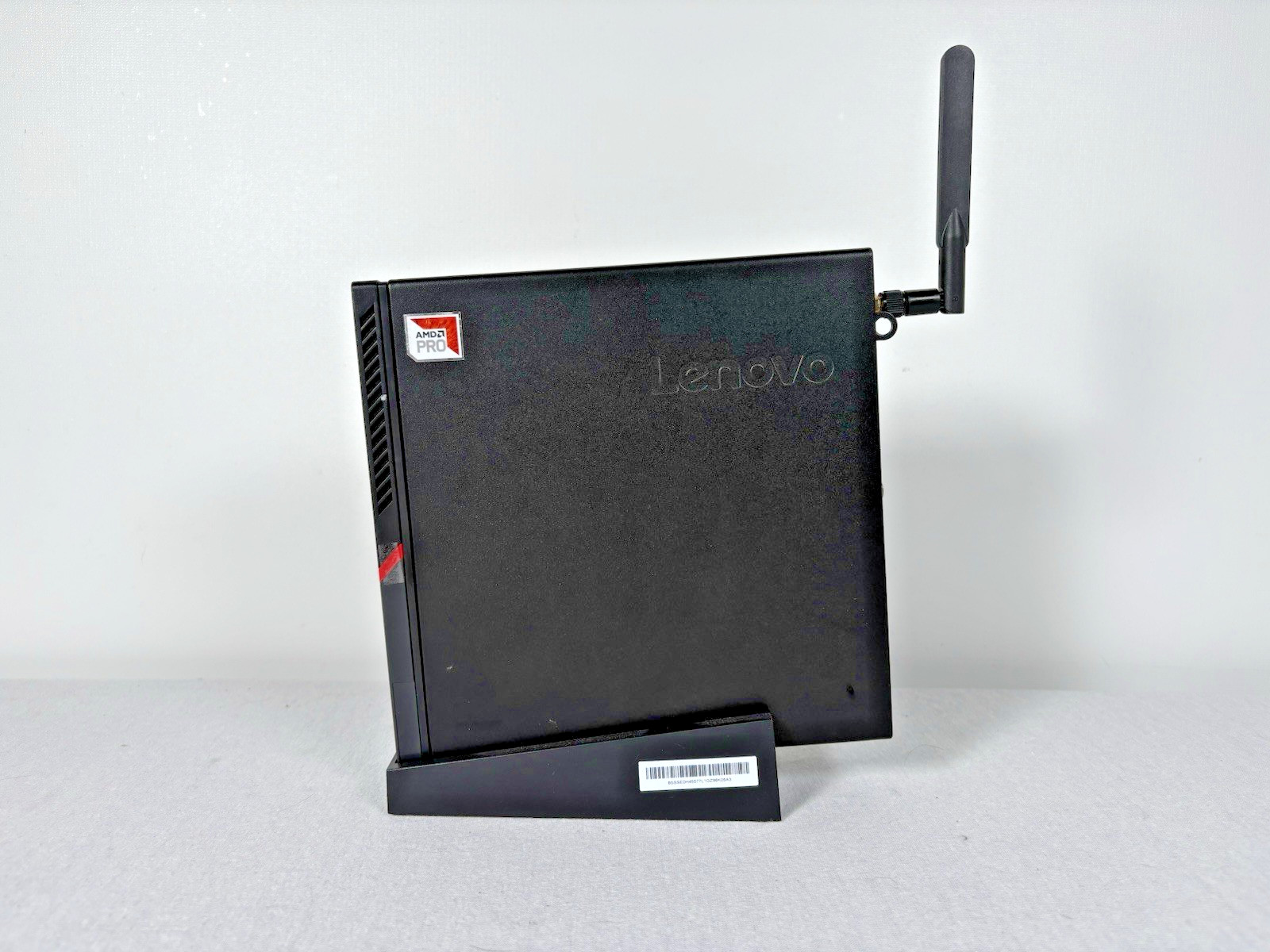 Lenovo ThinkCentre M715q Tiny PC AMD A6-8750E@3.0GHz 8GB RAM 128GB SSD W10 Pro