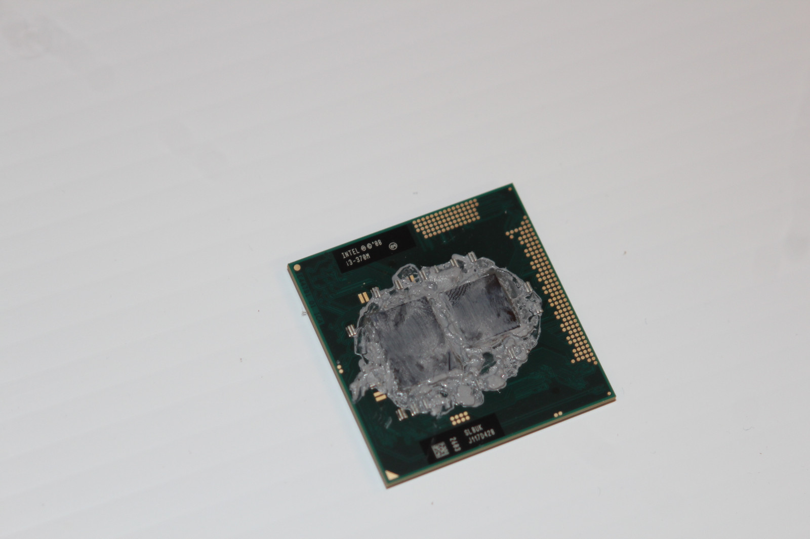 Intel Core i3 Mobile i3-370M SLBUK 2.4GHz 512KB Laptop CPU Processor