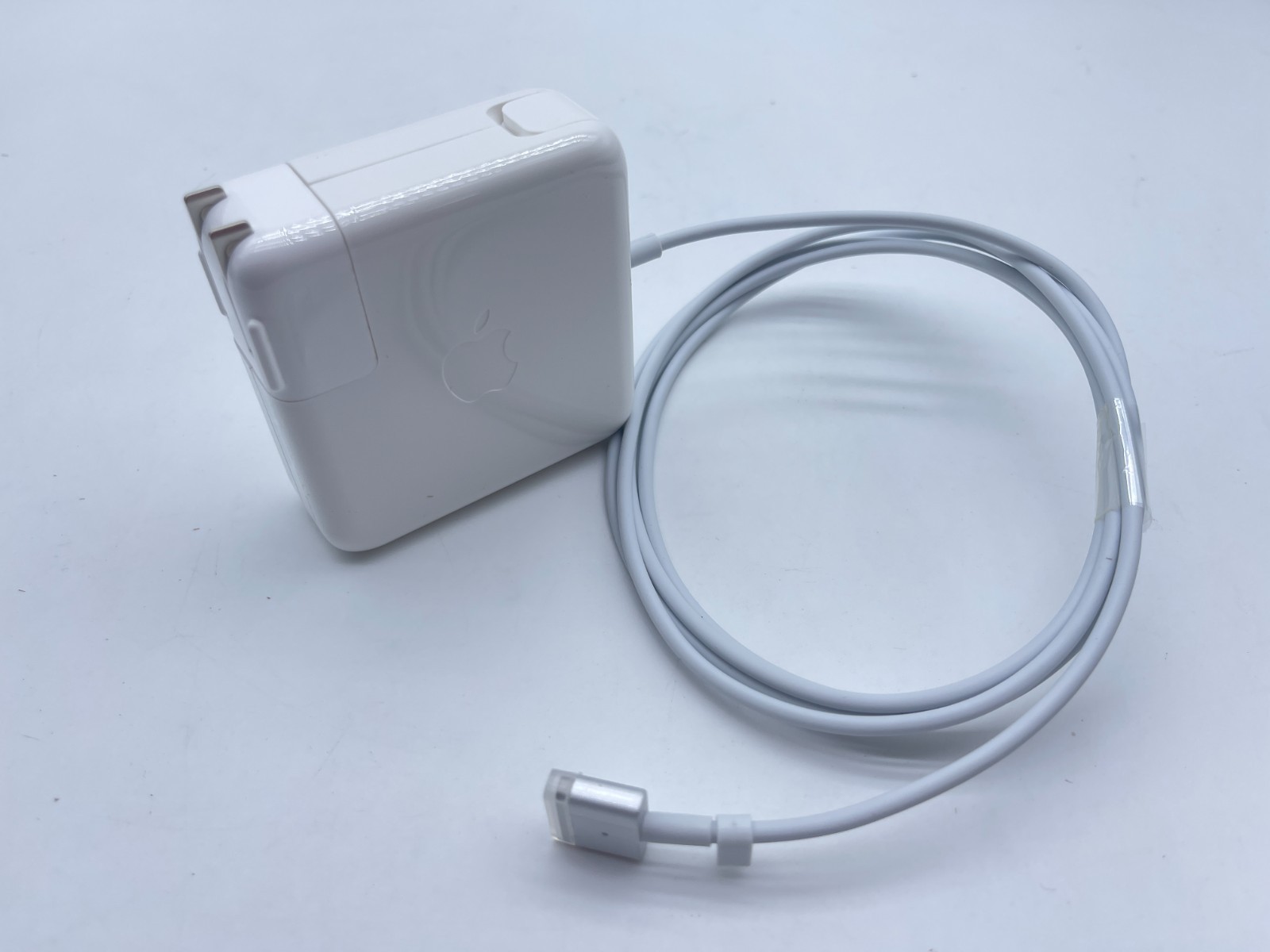New Genuine 60W Charger For Apple MacBook Pro 11″ 13″ A1181 A1278 2009 2010 2011