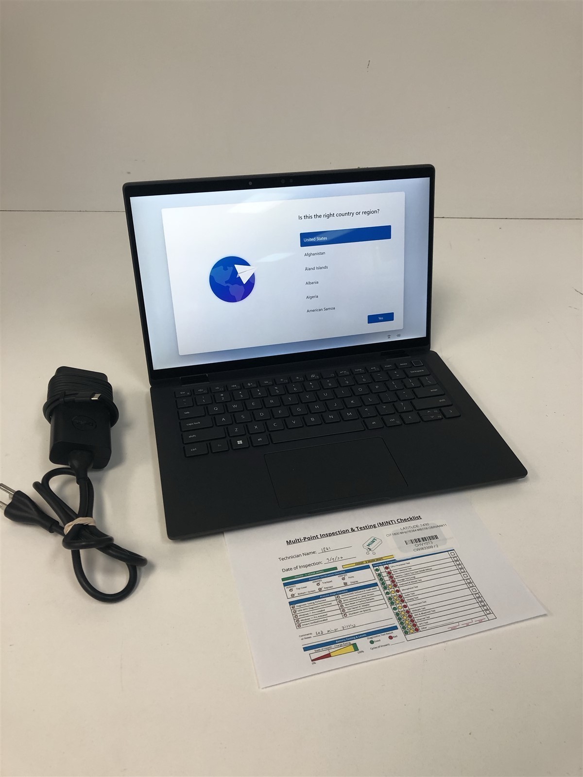 Dell Latitude 7430: Intel Core i7-1265U 1.8GHz – 16GB – 256GB (SELECT)