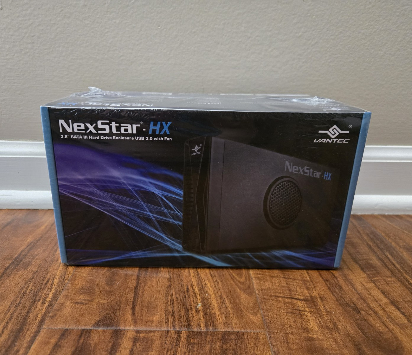Vantec NexStar HX 3.5″ SATA III USB 3.0 HDD Enclosure w/ Fan Black NST-387S3-BK
