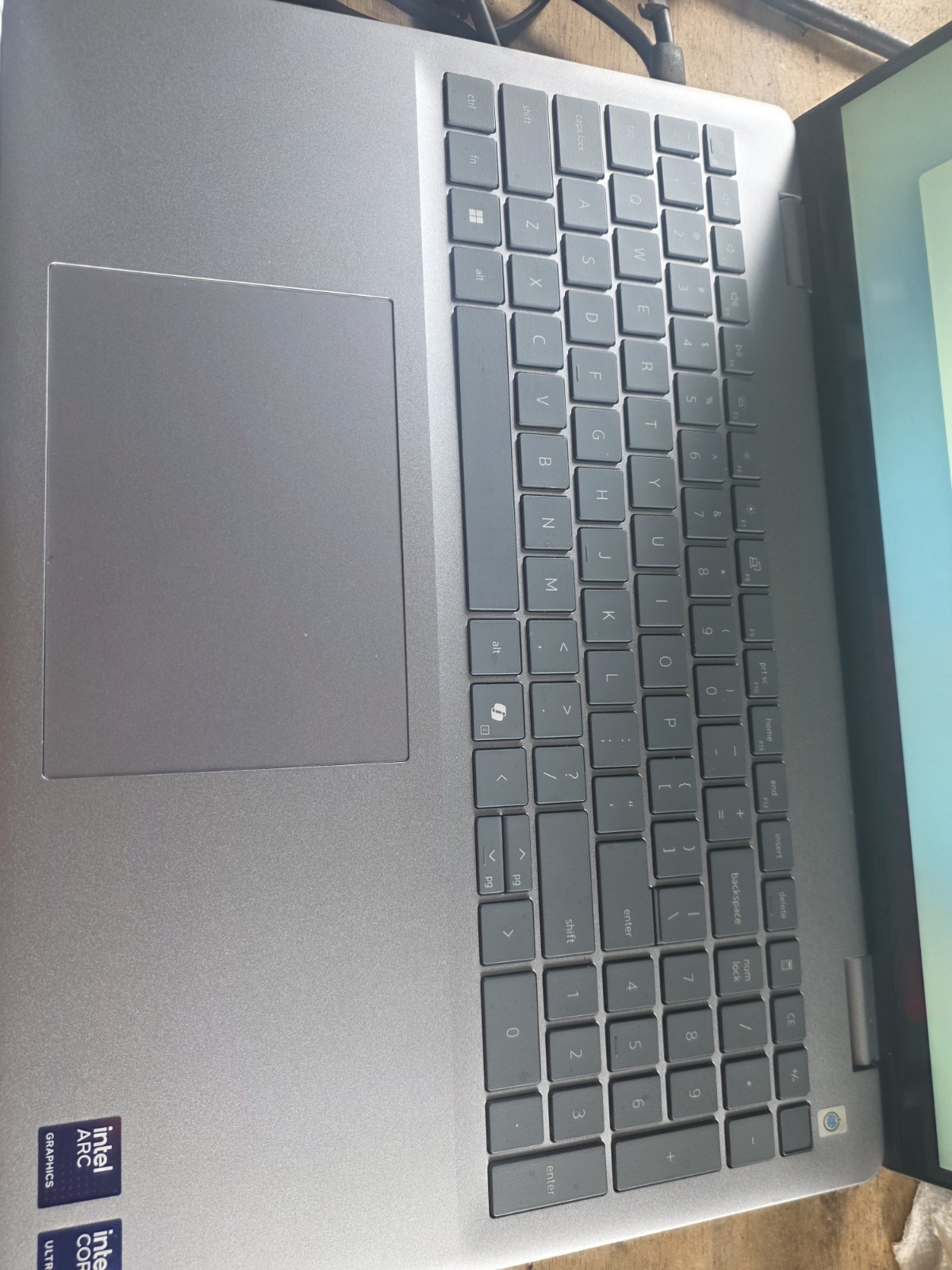 Dell 16 Plus DB16250 16 Silver FHD 3.3 GHz Ultra 7 258V 32GB 1TB SSD Arc 140v A