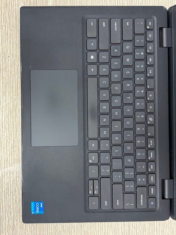 Dell Latitude 3420 14″ Laptop i5-1135G7 8GB RAM 256GB SSD Windows 11 Pro