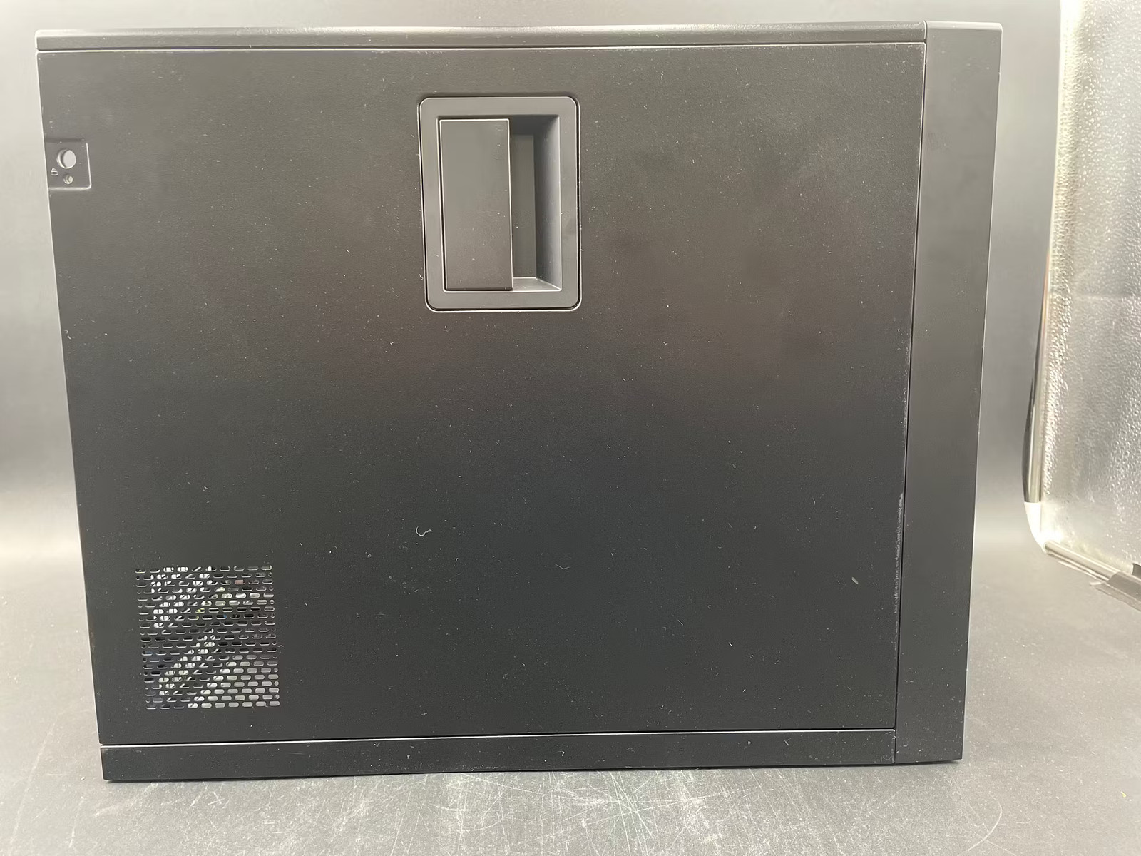 Dell Precision Tower 3620 (i3-7100 CPU @ 3.90GHz-8GB DDR4-1 TB HDD/ 1 TB HDD)
