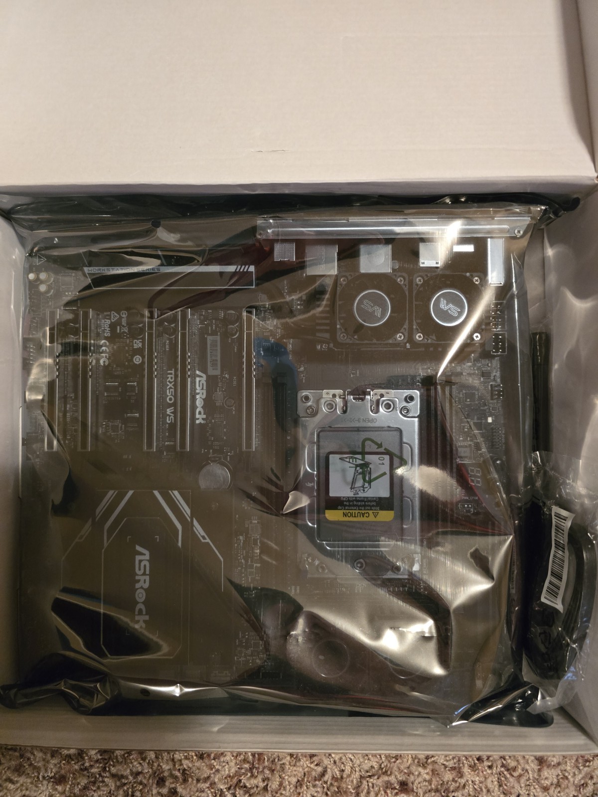 ASRock TRX50 WS Extended ATX (22) Motherboards – AMD Socket sTR5 AMD TRX50