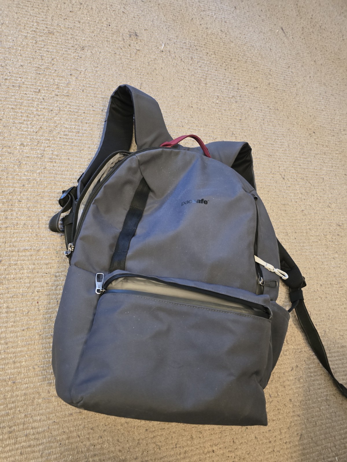 Pacsafe X 20L anti-theft backpack, water resistant, laptop compartment