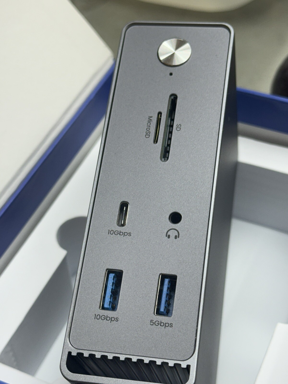 GIISSMO 5E01 MacBook Pro Docking Station, 14-in-2 MULTIFUNCTION USBc-Sealed New
