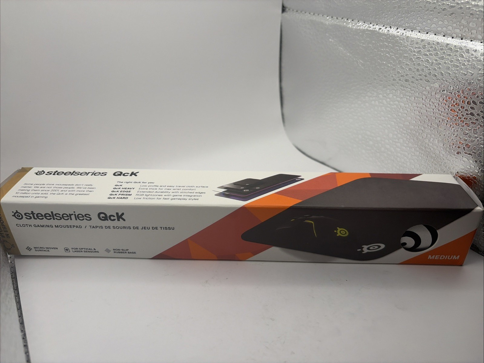 SteelSeries QcK Cloth Gaming Mouse Pad – Medium (12.6 in × 10.6 in) Non-Slip