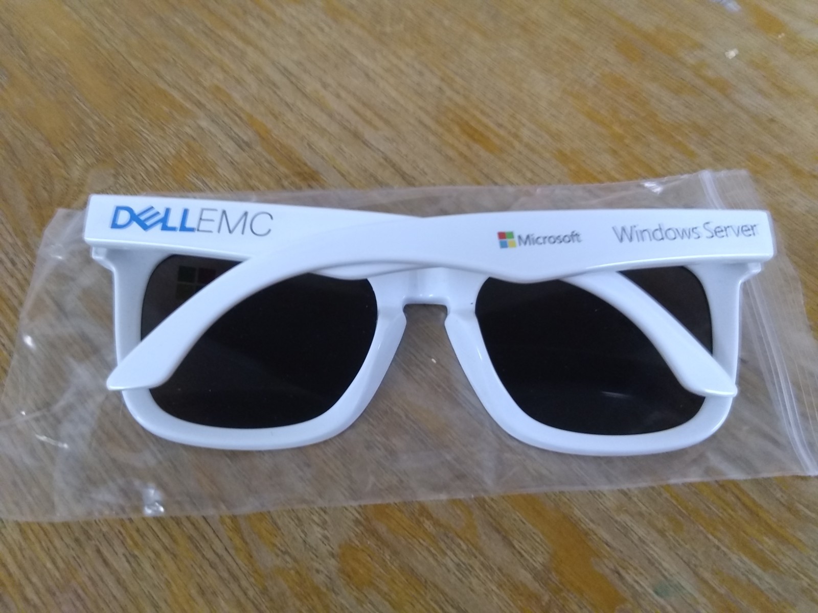 Dell/EMC/Microsoft Windows Server Promotional Sunglasses, NEW/SEALED