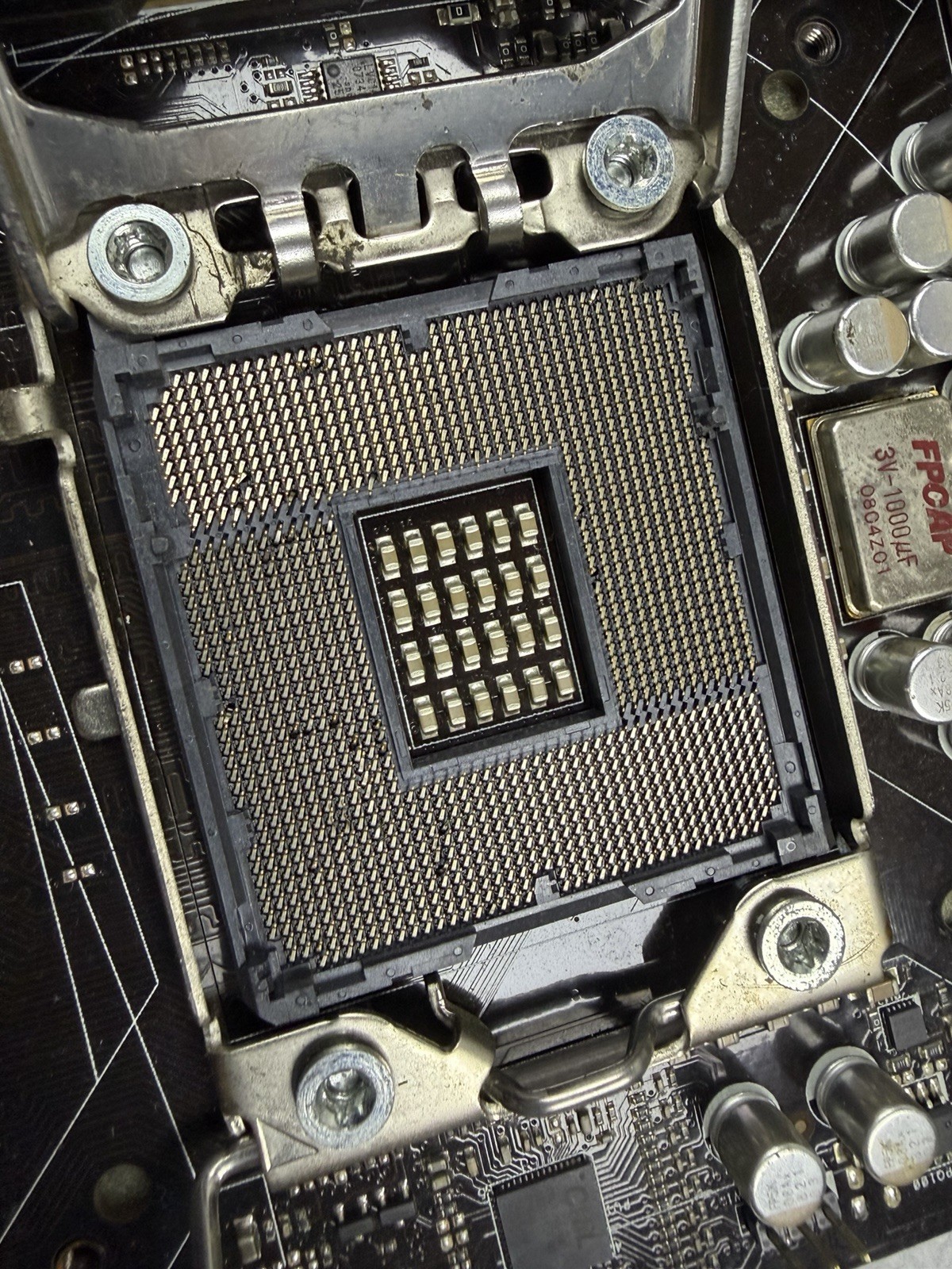ASUS Rampage III Extreme ATX Intel LGA1366 DDR3 6-DIMM PCIe USB 3.0