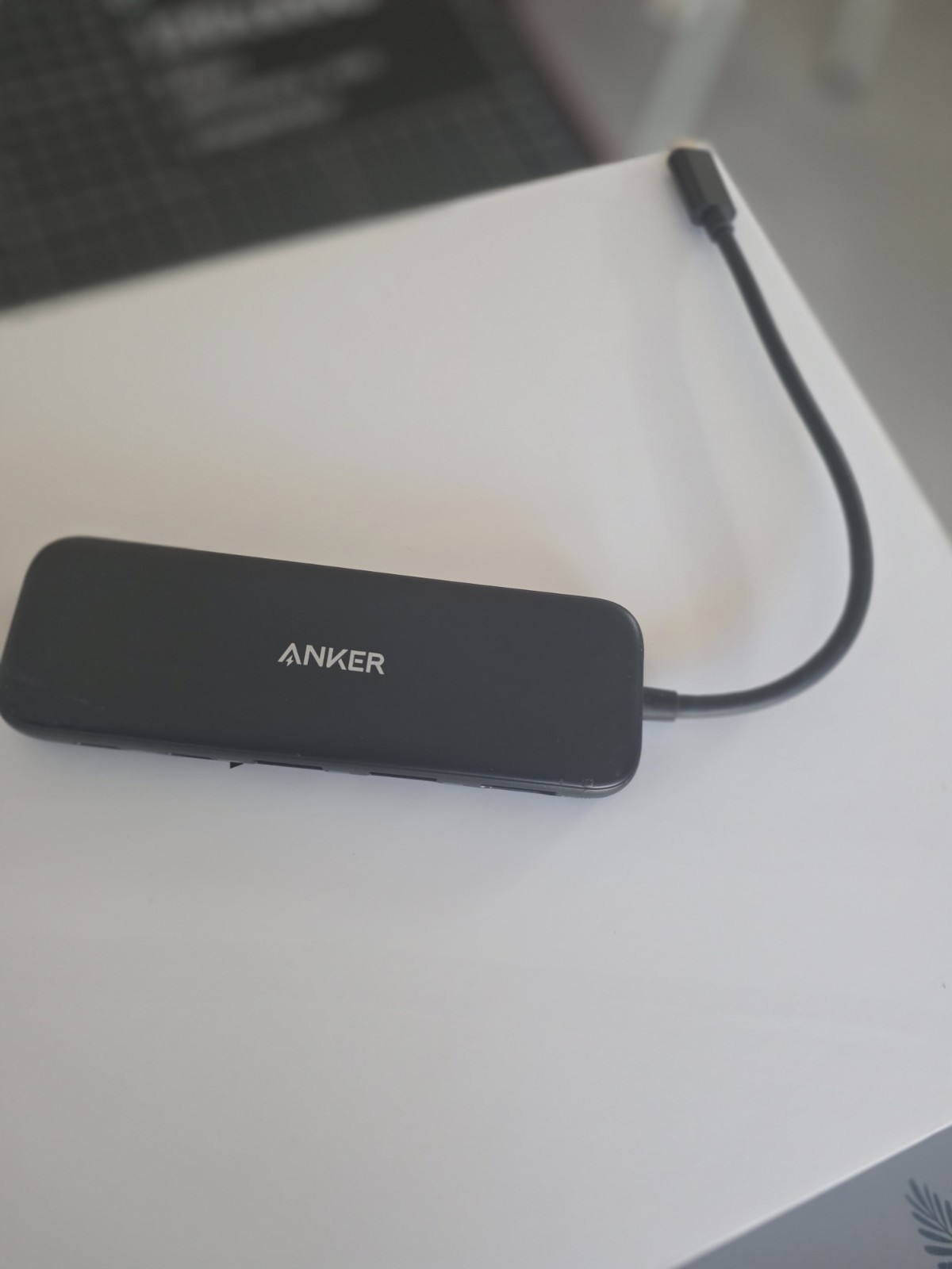 Anker 332 USB-C Hub 5-in-1 Type C to HDMI Splitter 4K Display 5Gbps Docking