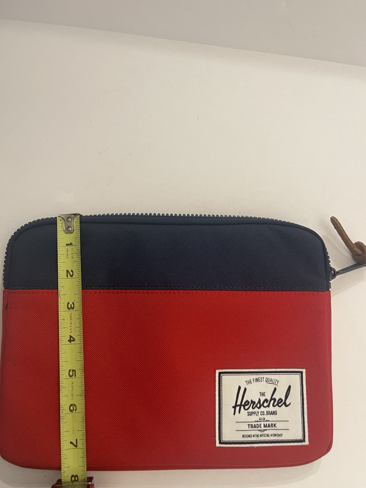 Herschel Supply Co. Tablet and Ebook Case – 11″ x 7.5″ – Red W/ Navy Blue EUC