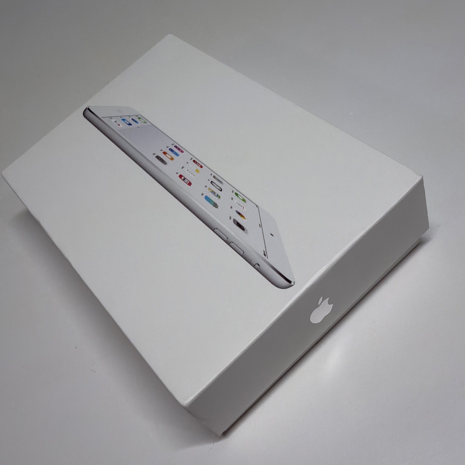 iPad Mini2 WiFi 16gb Silver ME279LL/A , A1489 Barely Used