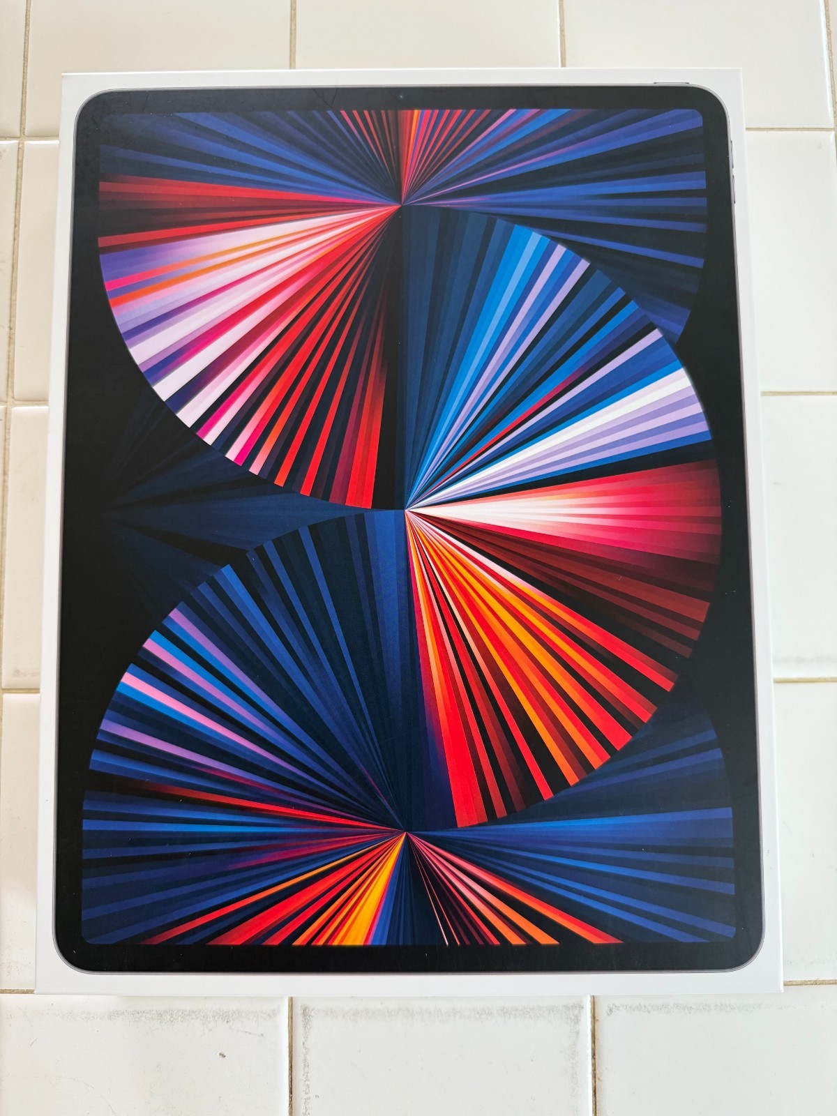 Apple iPad Pro 12.9-inch (5th generation) A2379 256 GB, Wi-Fi, 12.9 in, Used
