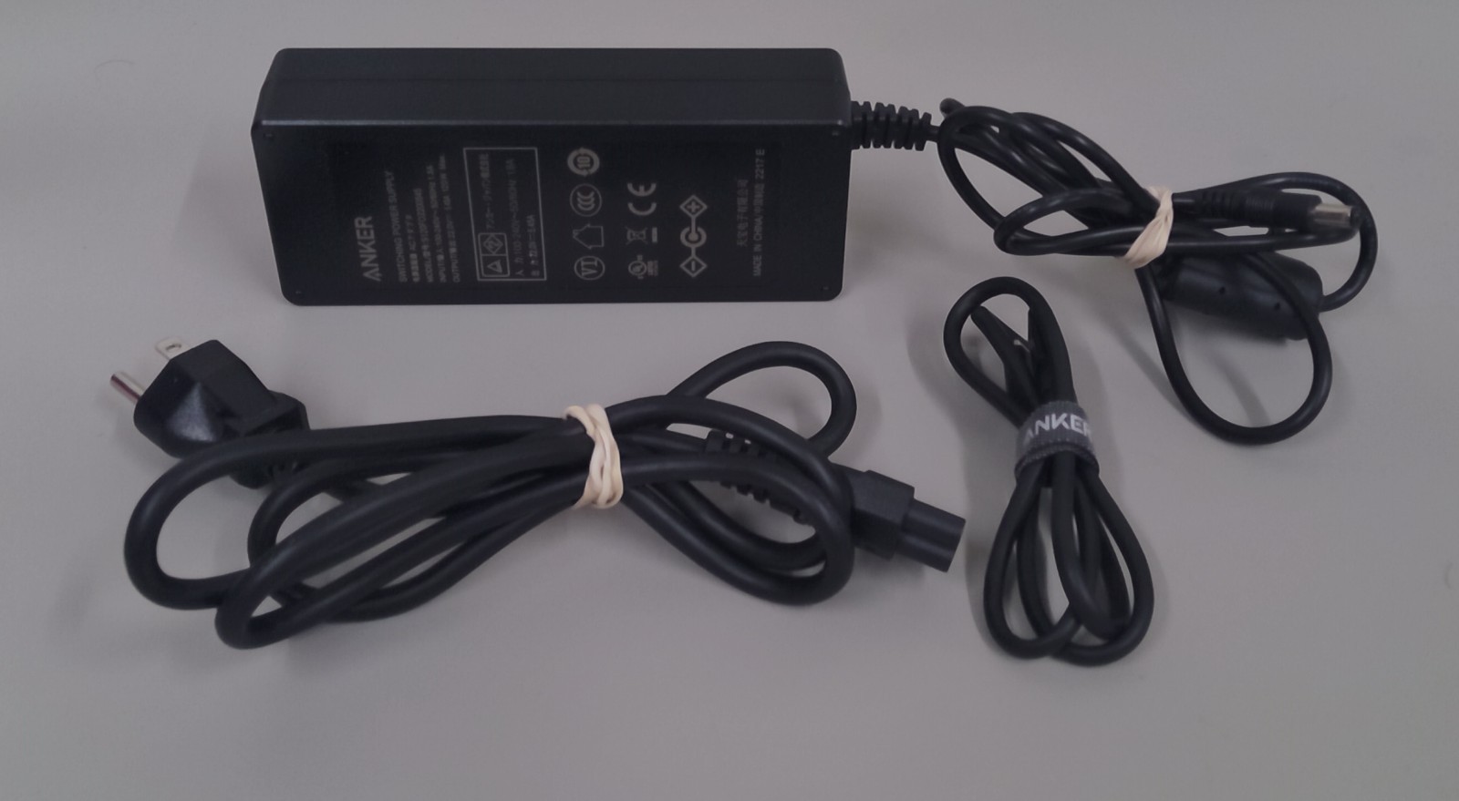 Anker A8397 PowerExpand Elite 12-in-1 Thunderbolt 4 Docking Station USED TESTED