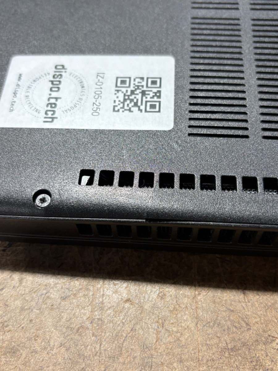 Dell Latitude 5500 Laptop i5-8365U 8GB RAM 256GB SSD No Charger/No OS