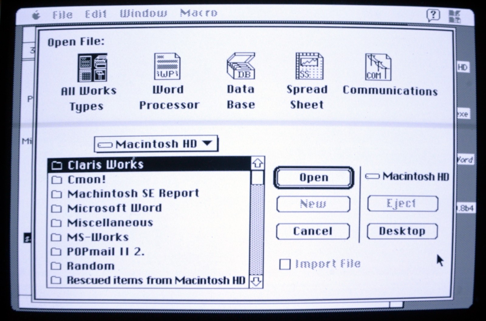 MAC SE (1988) M.5011-Superdrive-4MB RAM-20 MBHD, OS 7.0/bundled w/Prgs/Hwd/Cords