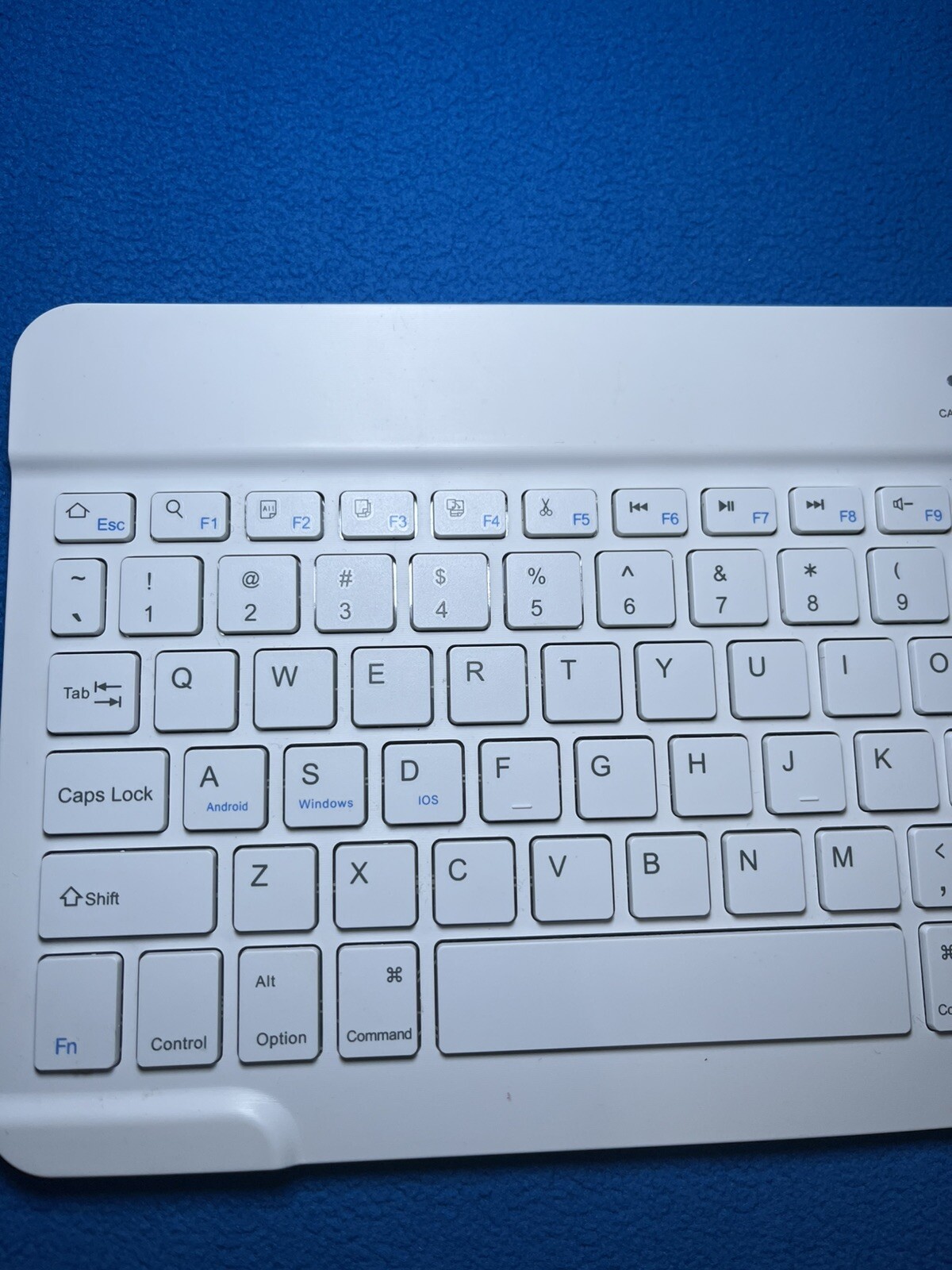 Ultra Slim Wireless Keyboard For Apple iPad iPhone Android Mac Windows
