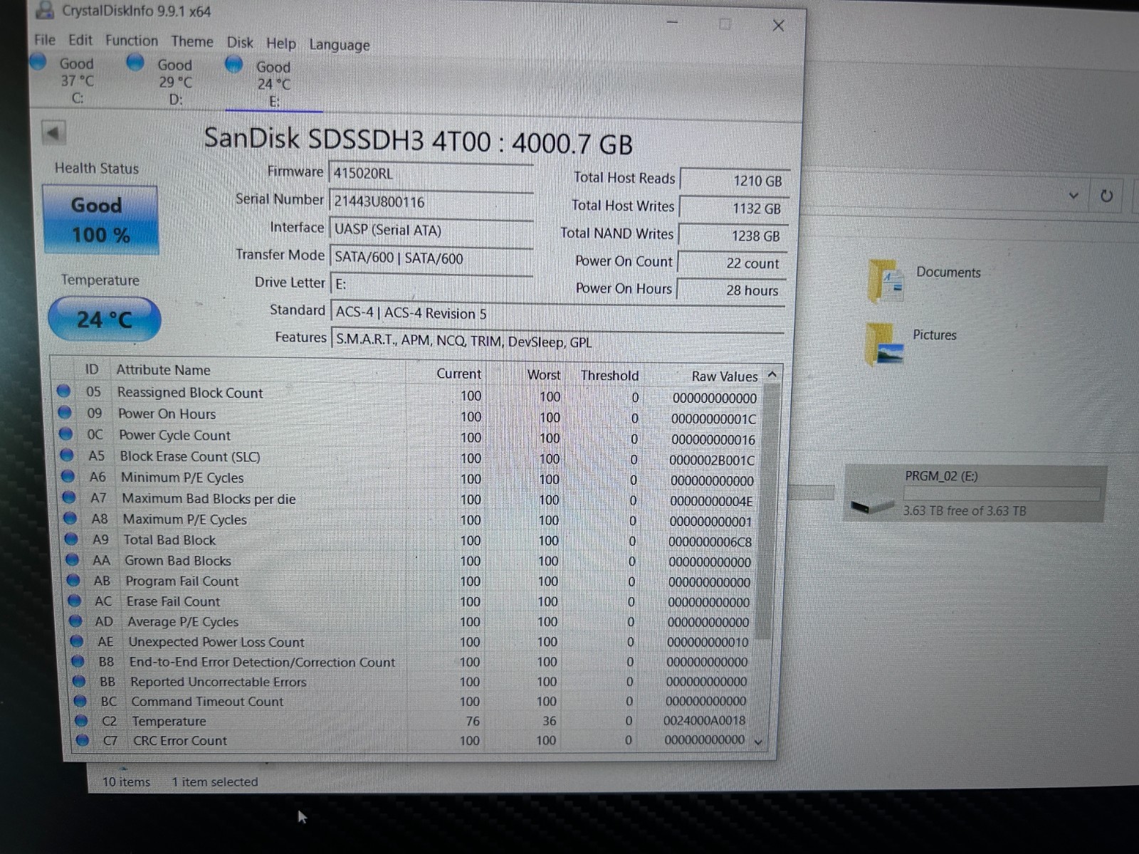 SanDisk Ultra 3D 4TB (100% Health, Less than 30hrs) 2.5″ SATA (SDSSDH34T00G25)