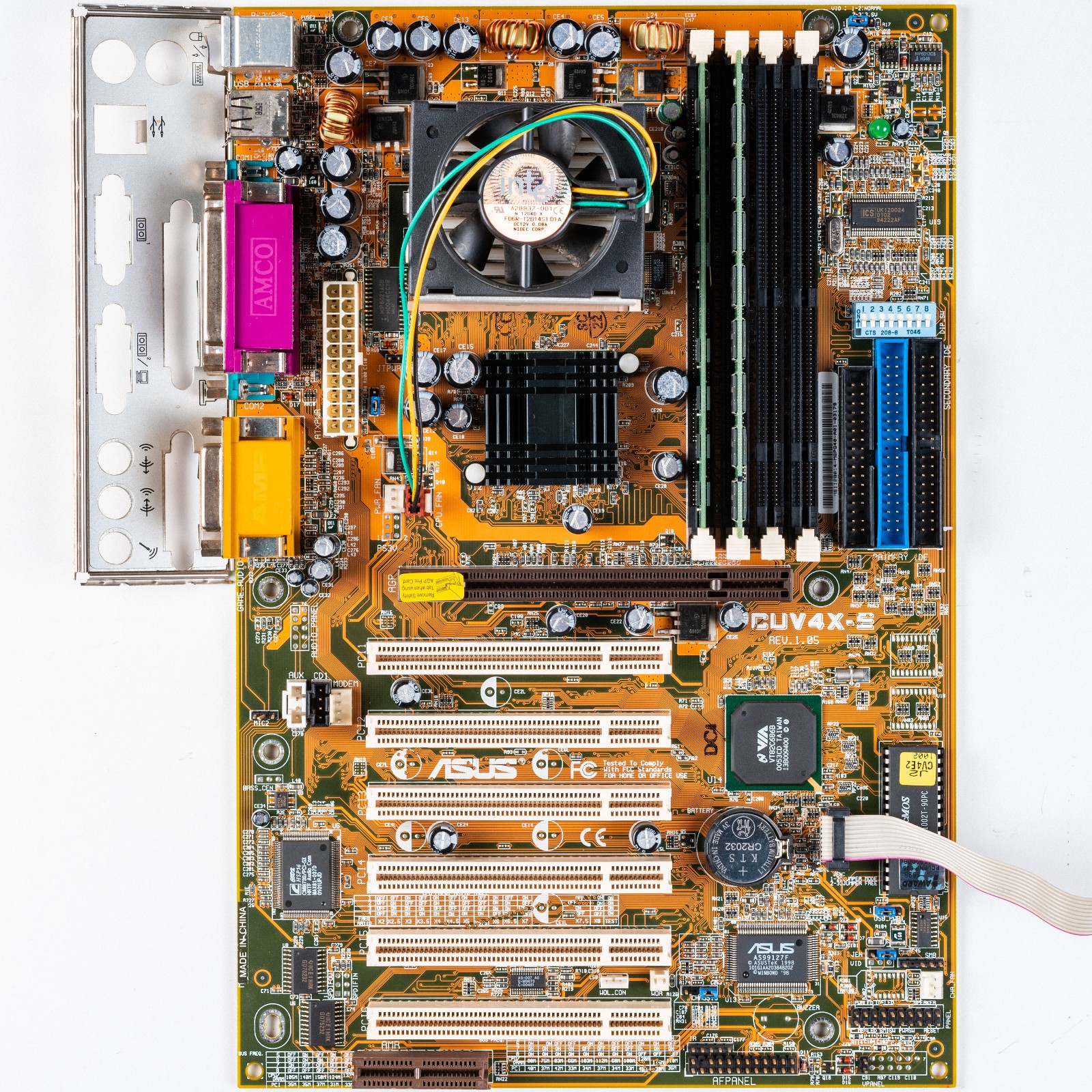 Asus CUV4X-E Socket 370 ATX Motherboard AGP Intel Pentium III Windows 98 Retro
