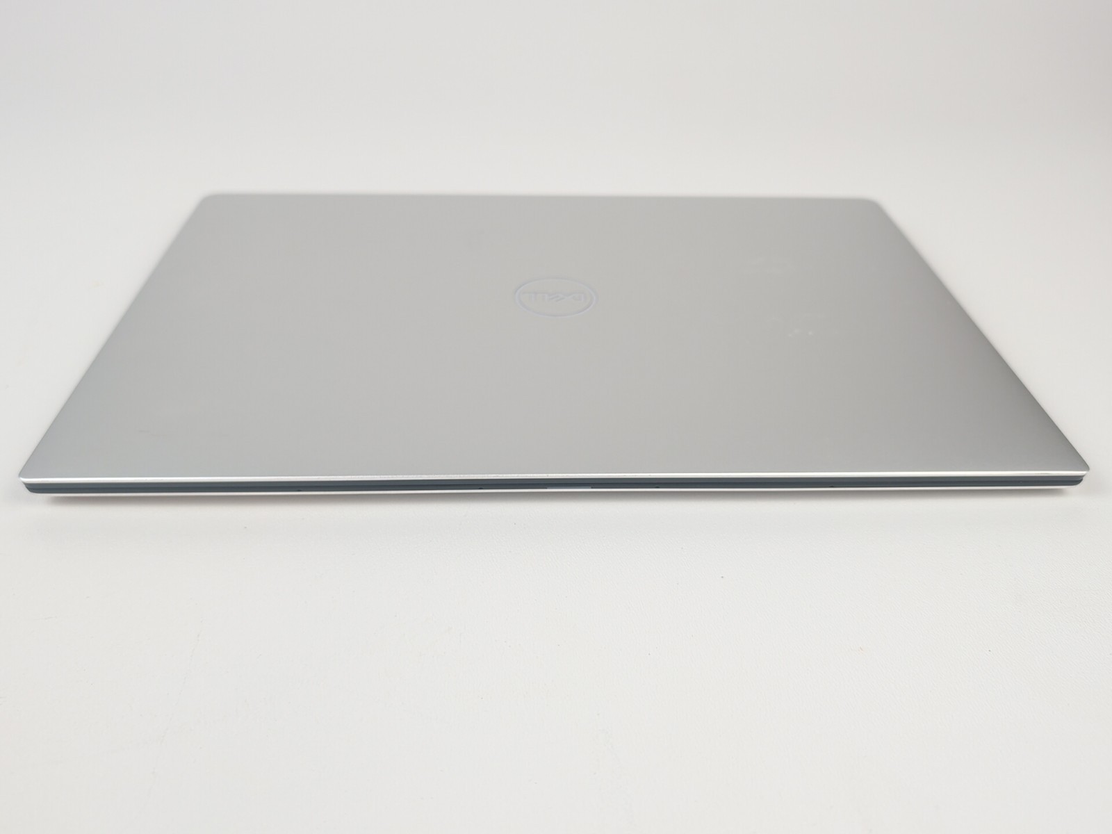 Dell XPS 13 7390 13.3″ Intel Core i5-10210U 1.6GHz 8GB RAM 256GB SSD Excellent +