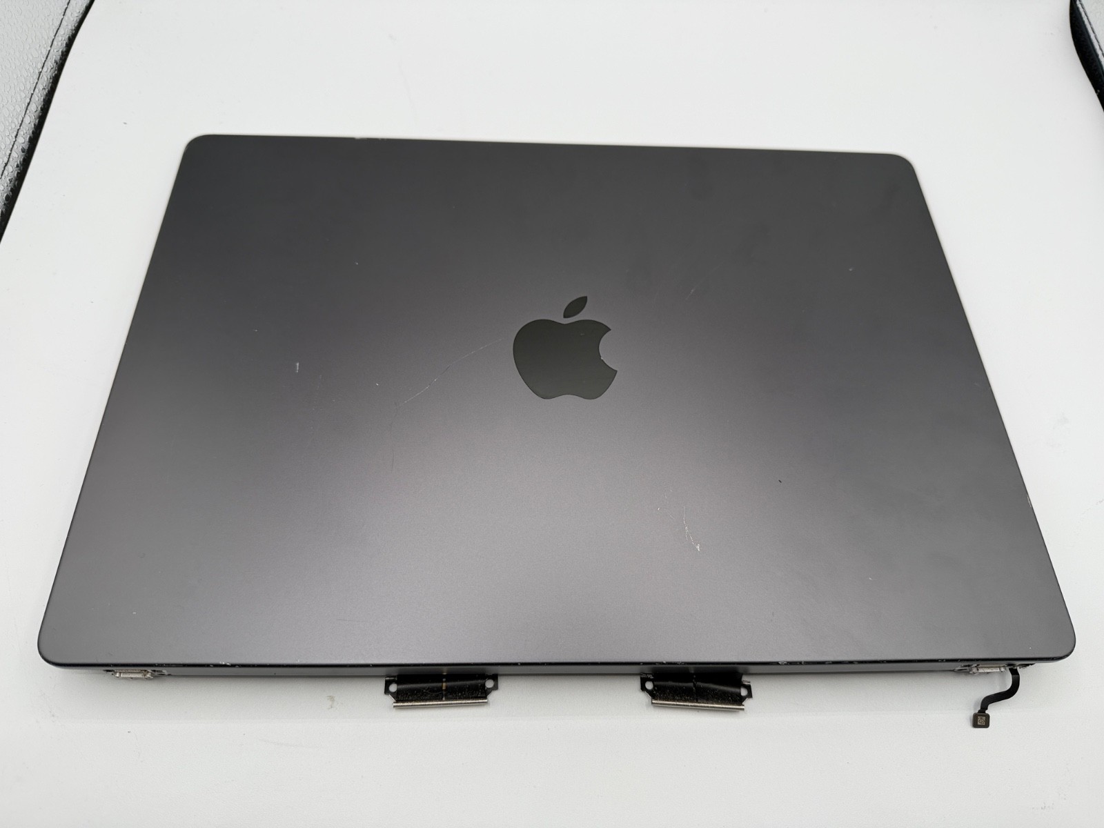 Genine Macbook Pro Display Assembly 14” 2023 A2918 A2992 Space Black Grade C-