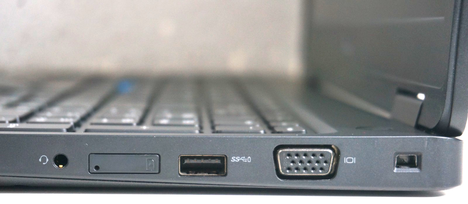 Dell Latitude 5590 – Intel Core i7-8650U @1.90GHz 16GB RAM – No HD/No OS