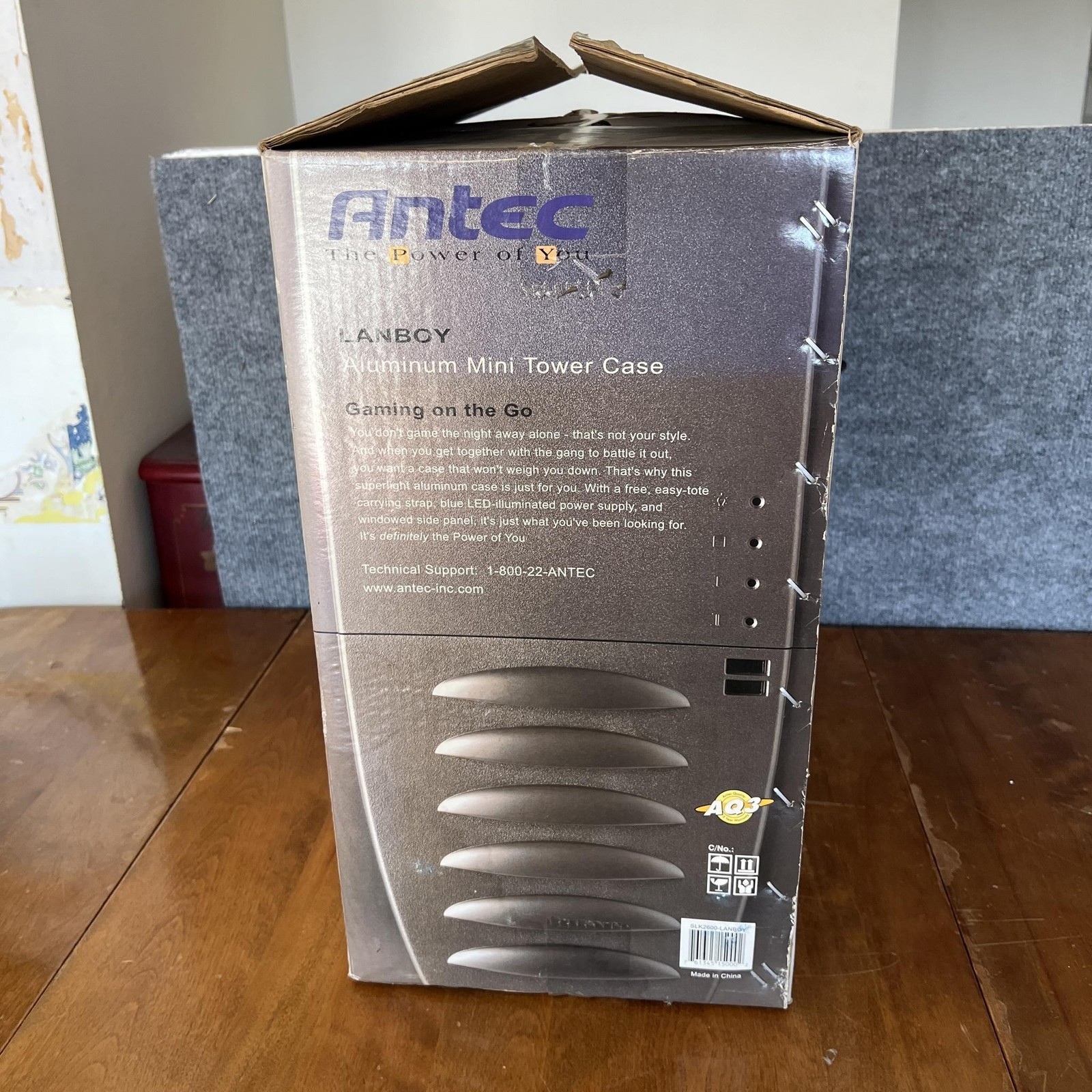 Antec LANBOY Silver Aluminum Mini Tower ATX Case Window USB Audio Box Retro PC