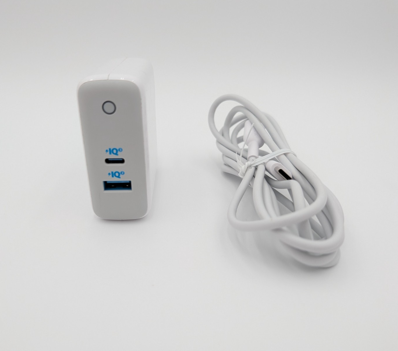 Anker PowerPort Atom III 60W USB-C Charger, 6-ft USB-C Cable – B2322 – FREE SHIP