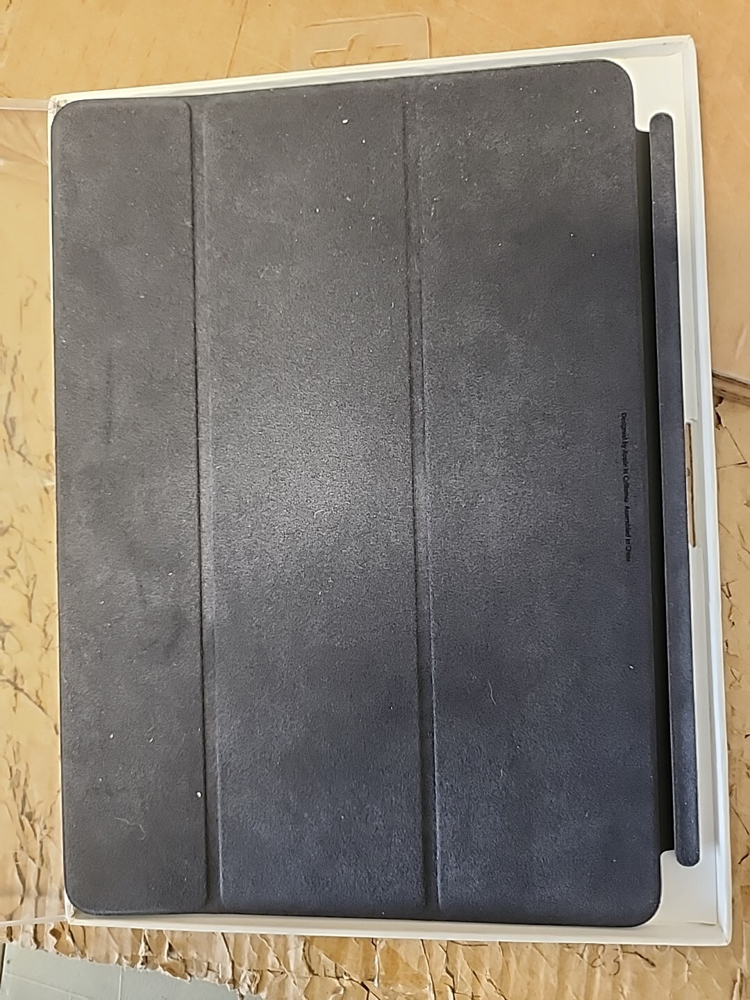 Apple Smart Cover for iPad Air. MF053LL