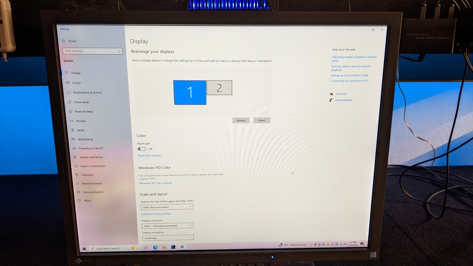 EIZO FlexScan S2133 BK 21.3 Japan IPS panel LED back light D-Sub 15-Pin/DVI-D/DP