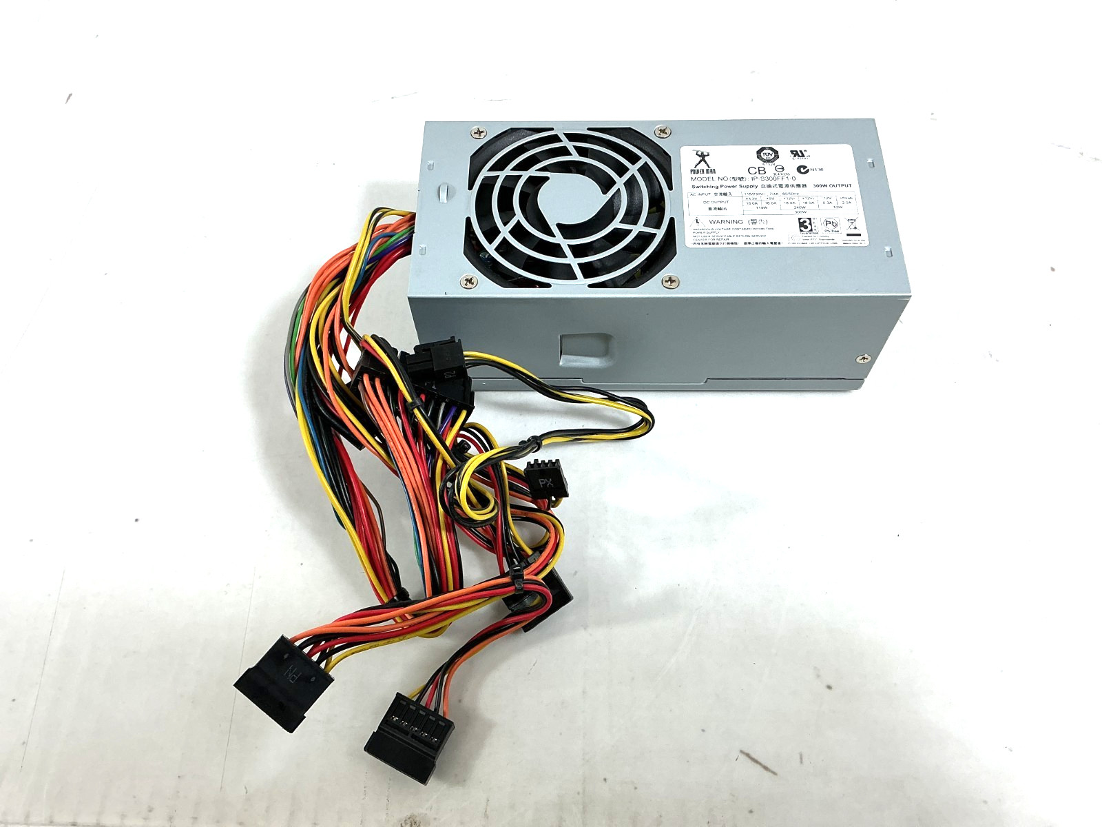 InWin BL647 300W Internal Power Supply – IP-S300FF1-0