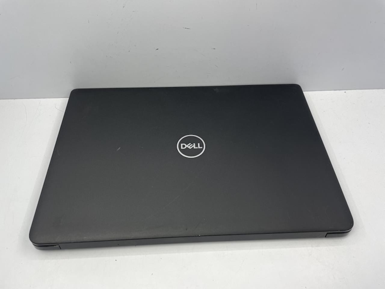 DELL LATITUDE 3500 Laptop w/ Intel Core i7-8565U 1.80 GHZ + 8 GB | No HD / OS