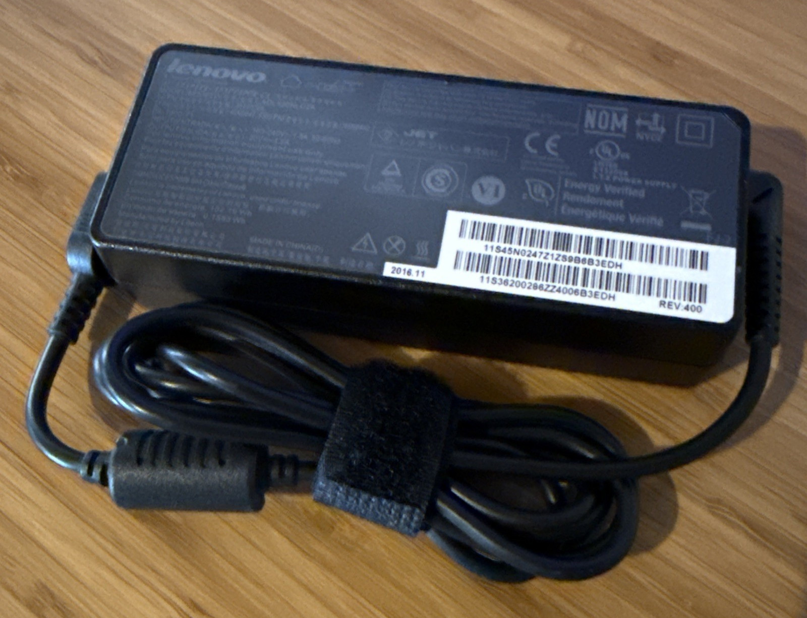 Genuine Lenovo ThinkPad Laptop AC Charger Adapter 90W 20V 4.5A – SQUARE SLIM TIP