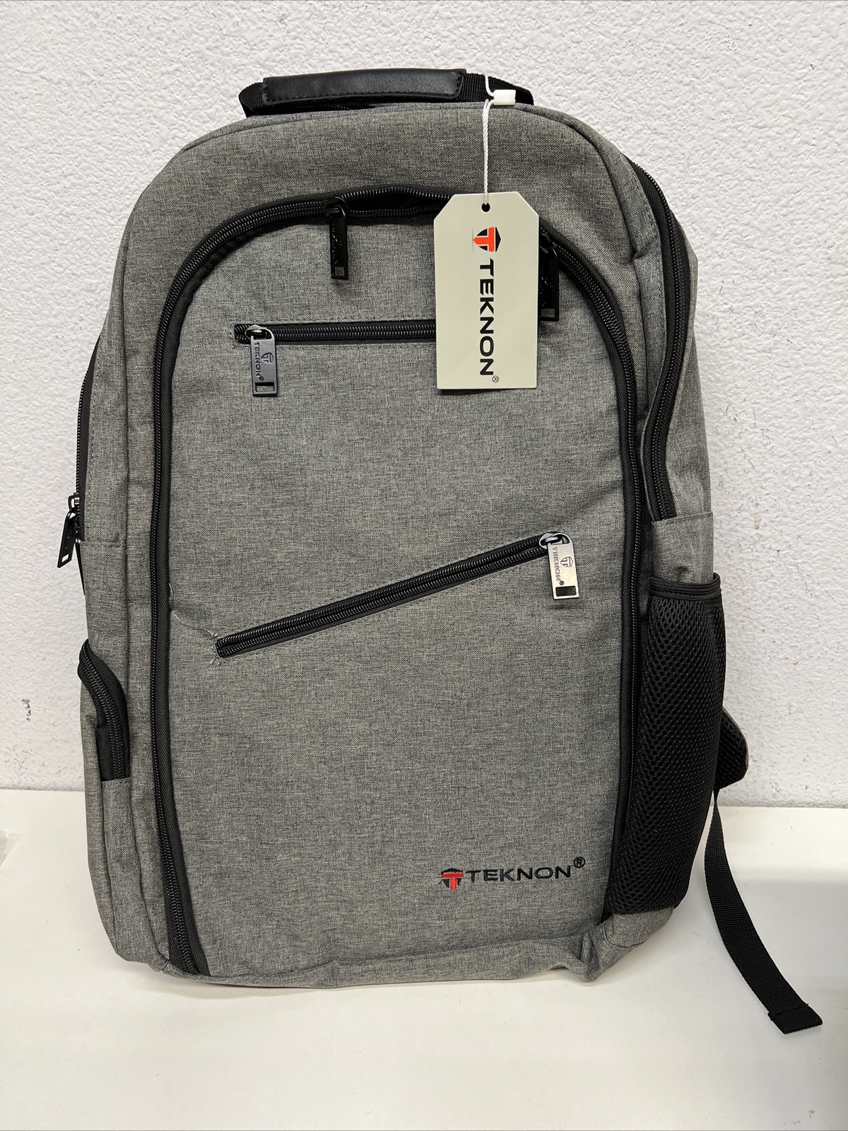 NEW TEKNON 20″ Large Water Resistant Laptop Backpack W/ Built in USB Port W/Tag