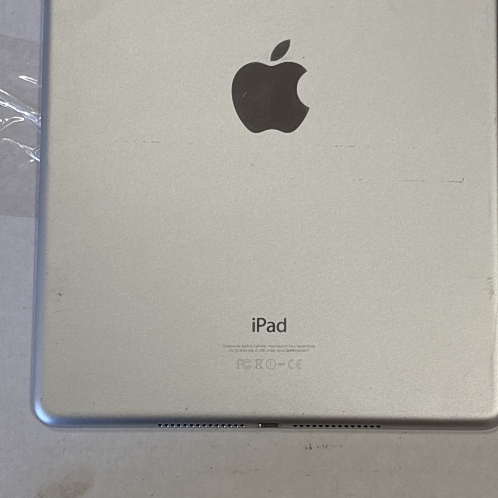 Apple iPad Air 2 A1566 9.7″ – 64GB – Wi-Fi – Silver – MGKL2LL/A Tested Works