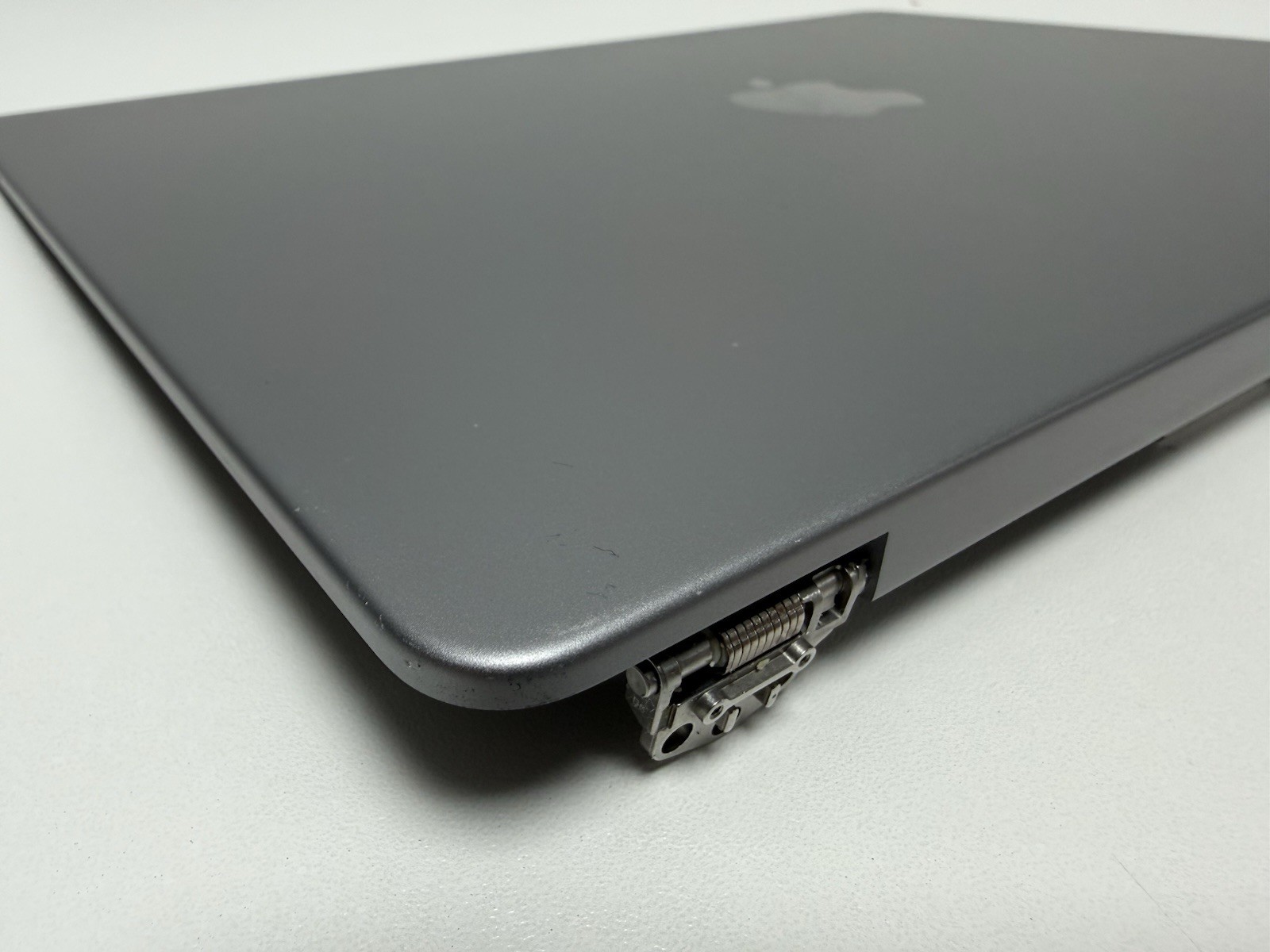 LCD Screen Display Assembly For Apple MacBook Pro M1 14″ A2442 2021-2022