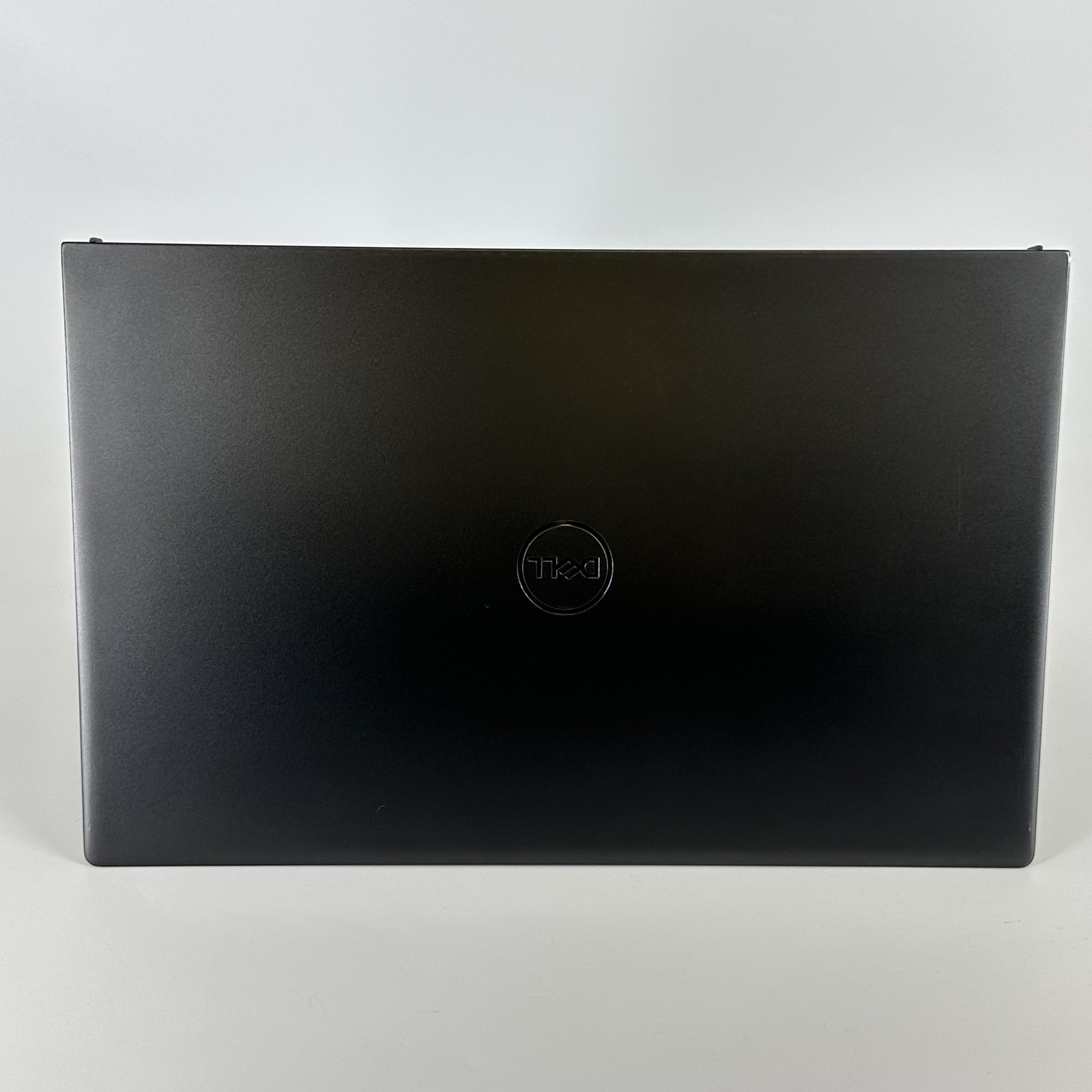 Dell Vostro 7510 15.6 FHD i7-11800H 2.30GHz 32GB 1TB SSD RTX 3050 Ti Very Good