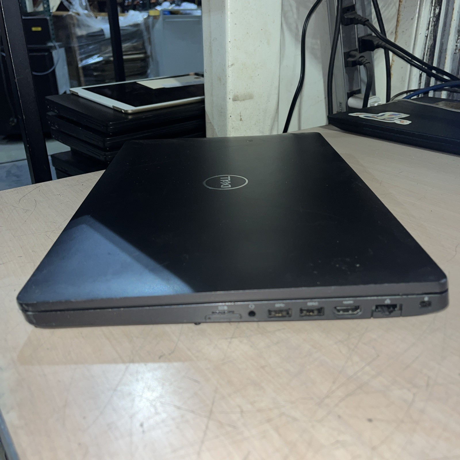 DELL LATITUDE 5500 INTEL CORE I7-8665U 1.90GHZ 8GB RAM NO HD