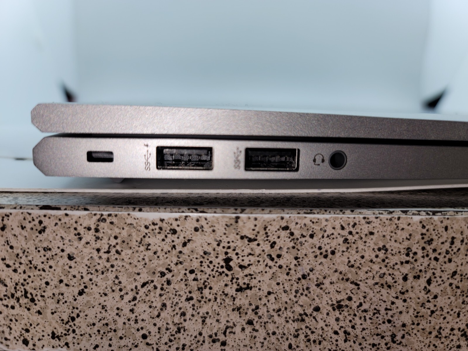 HP ELITEBOOK 840 G8 | i7-1185G7 | 3.00GHz | 8GB RAM | OPEN BIOS | GOOD BATTERY