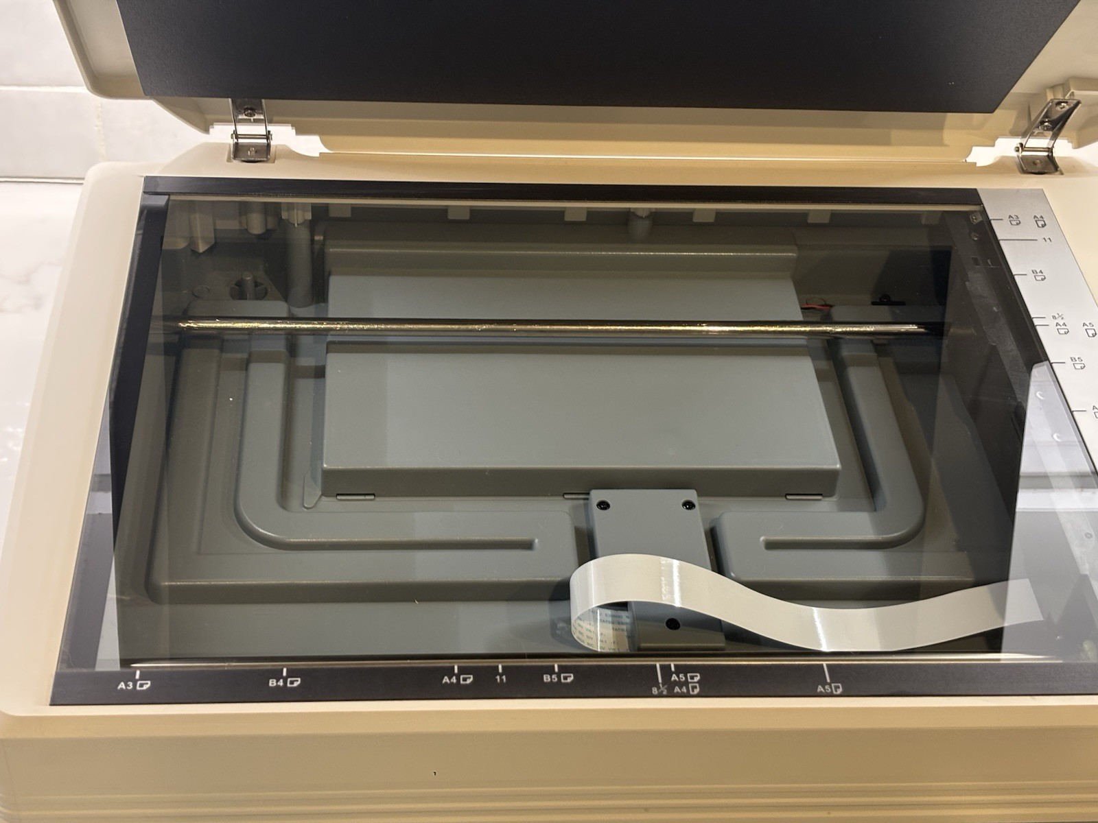 Plustek OpticPro A320E – A3 CCD Sensor Flatbed Scanner , 12″ x 17″ Mac, Windows