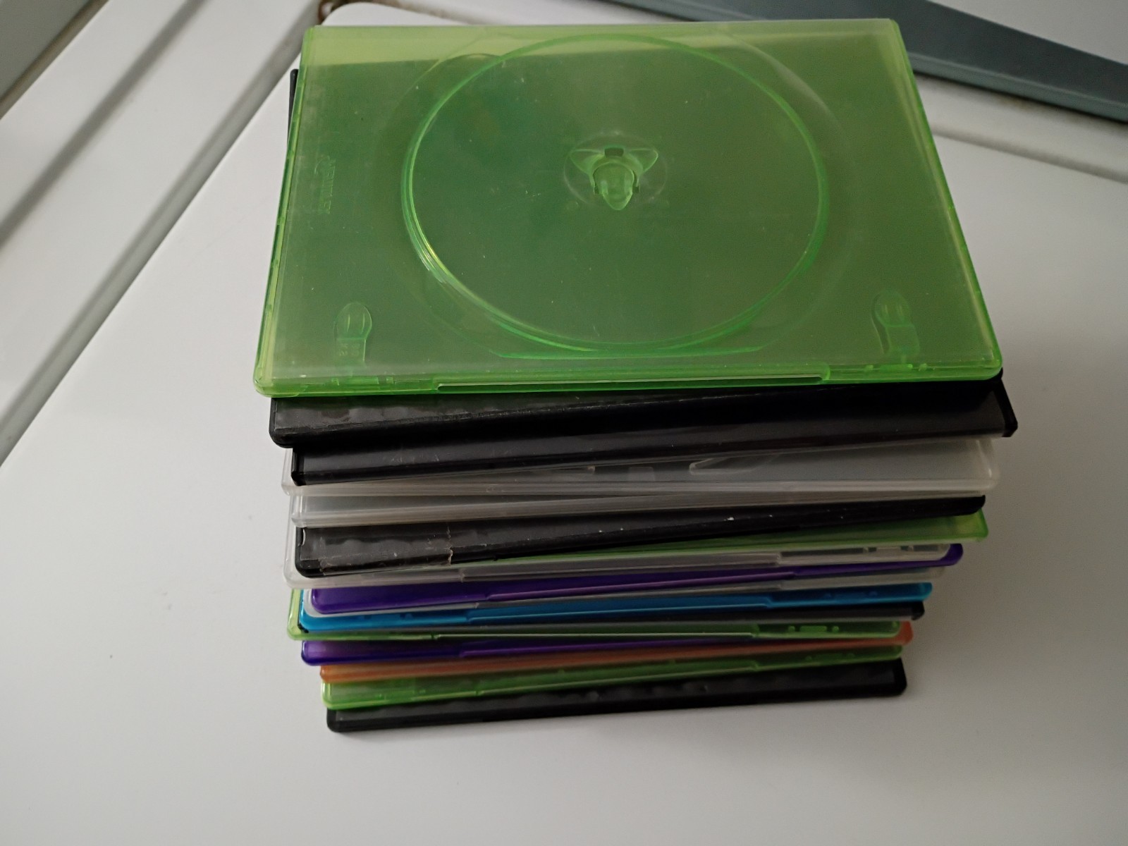 (17) SLIM COLORS DVD/CD BLANK CASES