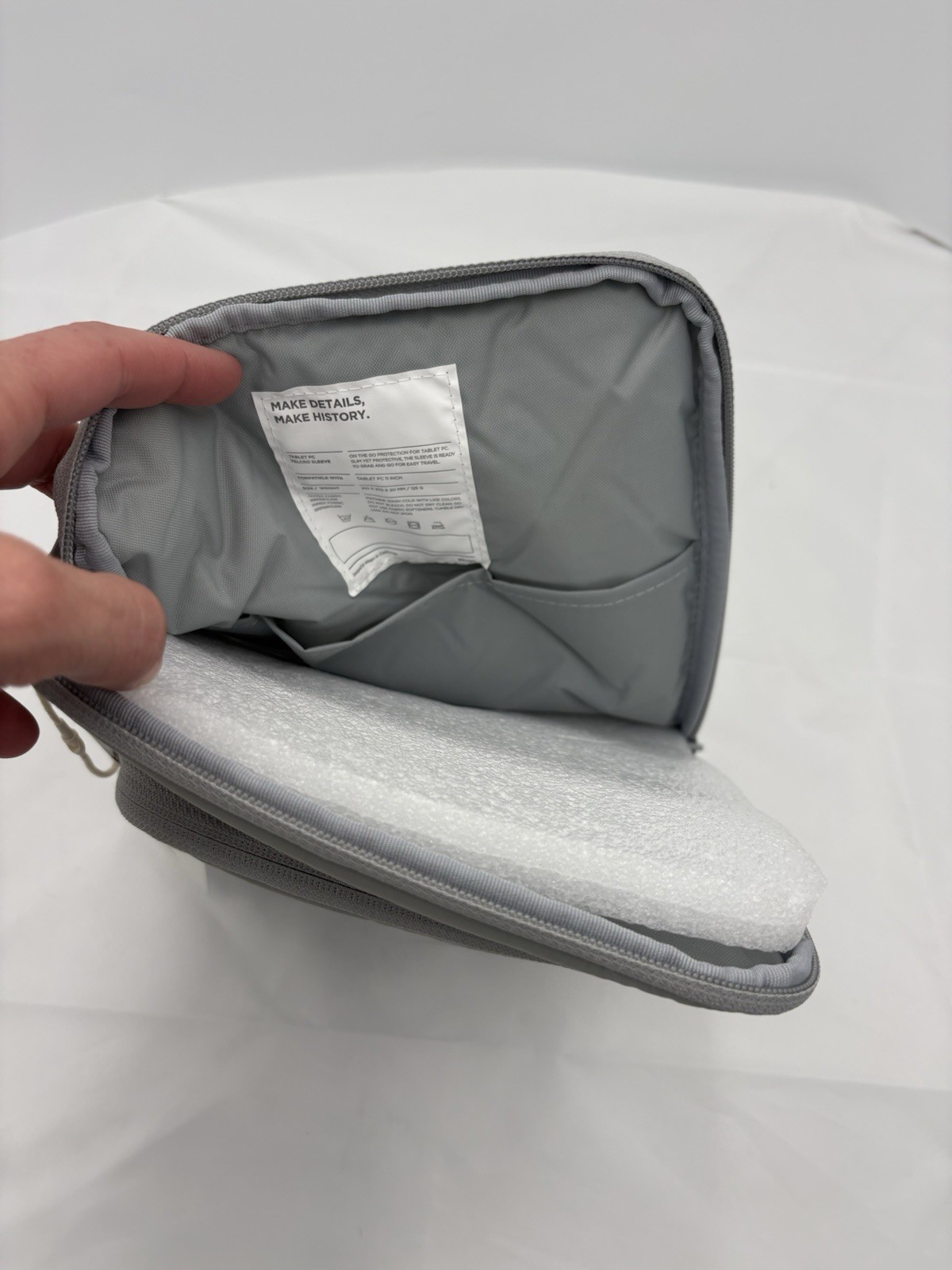 Elago 10-11 Inch Tablet Sleeve Bag Carrying Case inch, Gray, 27×20.5 NOB