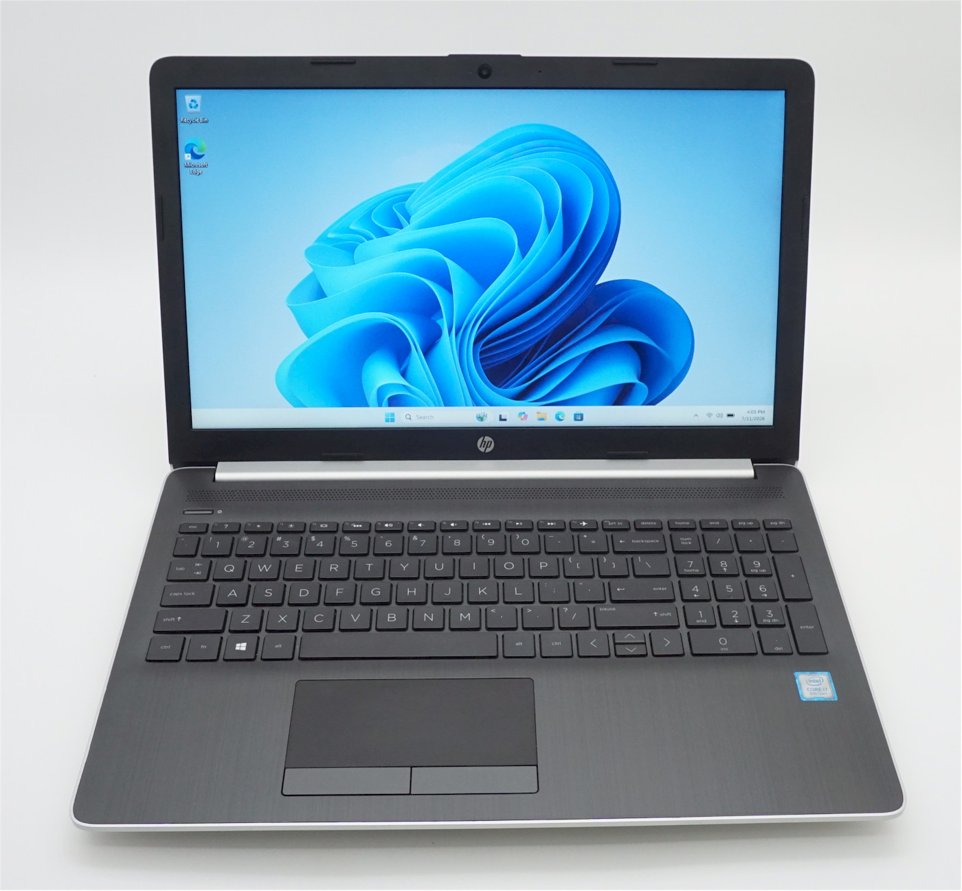HP Laptop 15.6″ Core i7-8550U 16GB RAM 240GB SSD Win 11 Webcam – Very Good