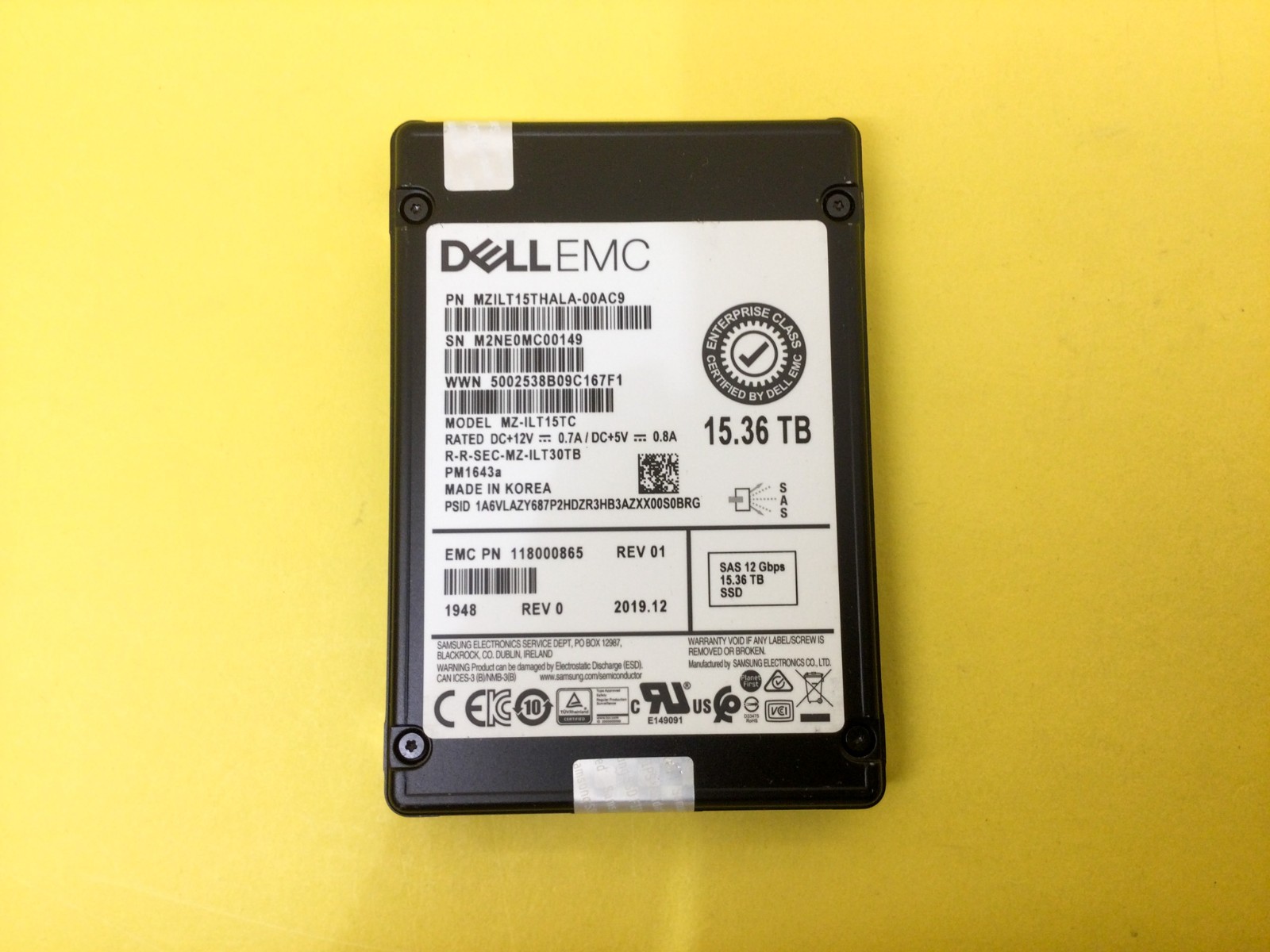 MZ-ILT15TC DELL EMC PM1643a 15.36TB SAS 12Gbps 2.5in SSD MZILT15THALA