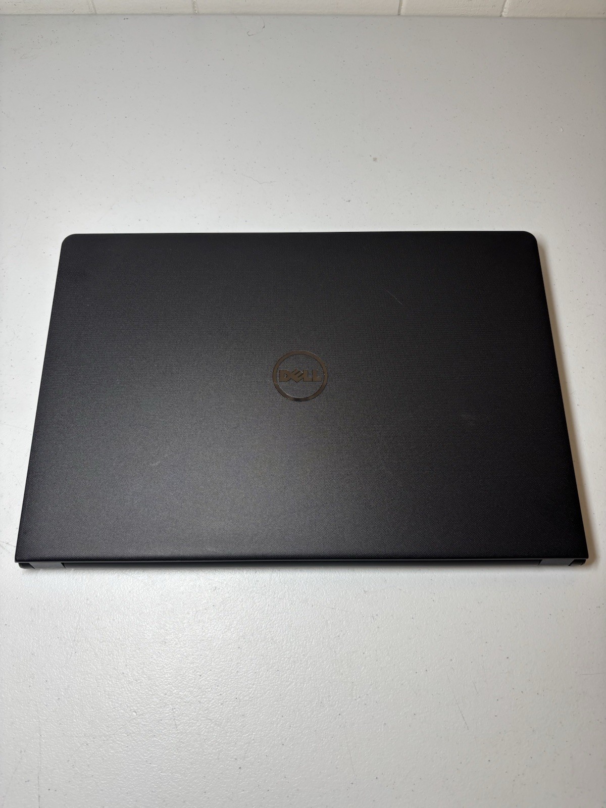 Dell inspiron 15-3567 Processor I5-7gen Storage 512gb Ssd Ram 12gb Windows 11