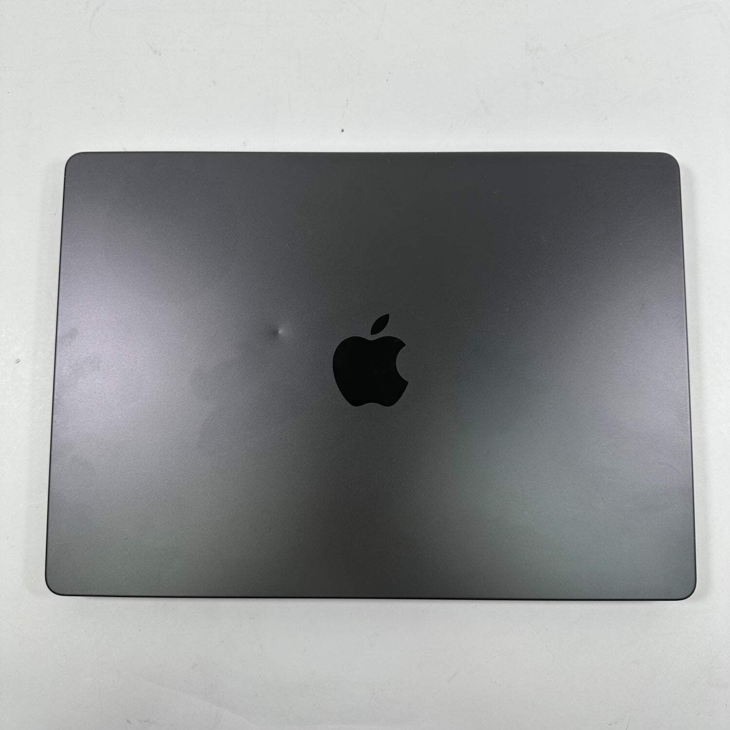 2023 Apple MacBook Pro 14″ M3 Pro 14C GPU 4.0GHz 18GB RAM 512GB SSD A2992