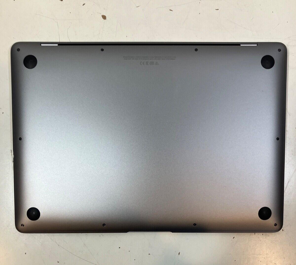 2020 Macbook Air Apple M1 3.2 Ghz CPU/GPU 8/7 Core | 16GB RAM 256GB SSD *