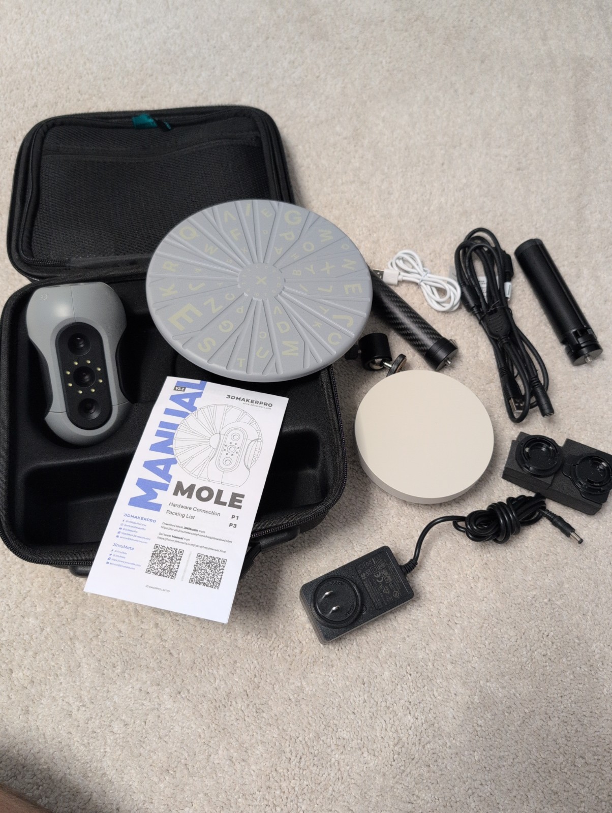 3DMakerpro Mole Handheld 3D Scanner Premium 0.05mm Accuracy 0.1mm Resolution